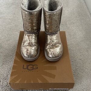 UGG W Classic Short Sparkles
